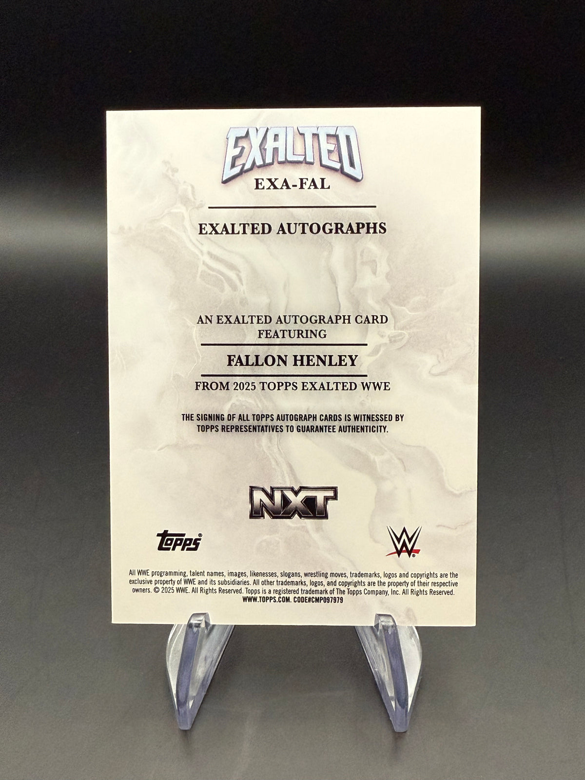 Fallon Henley 2025 WWE Topps Exalted Autograph