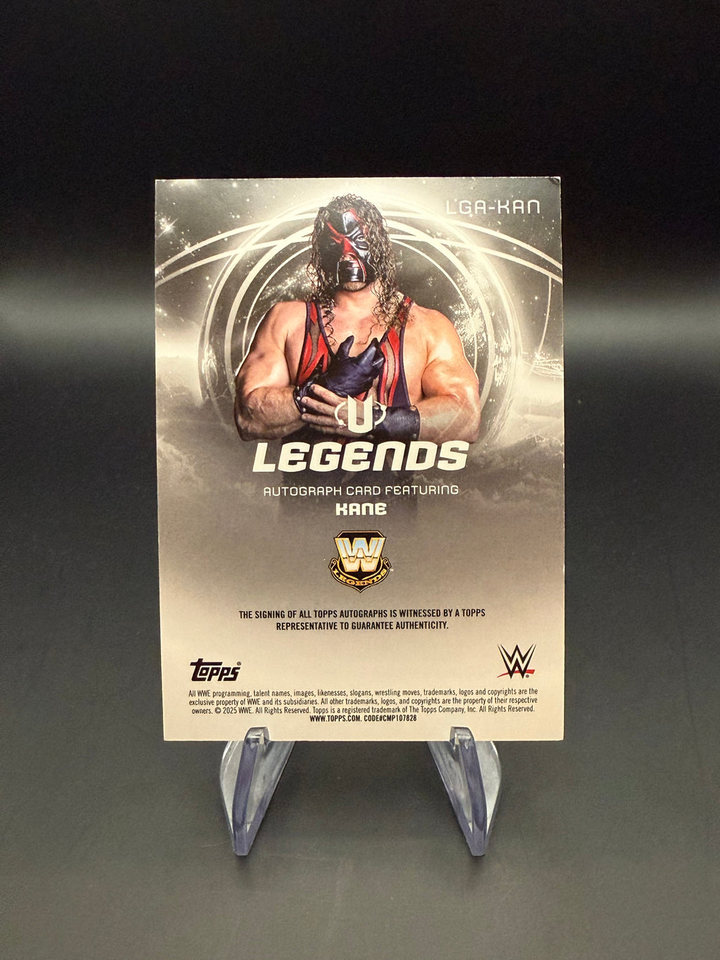 Kane 2025 WWE Topps Universe Electric Green Autograph /99