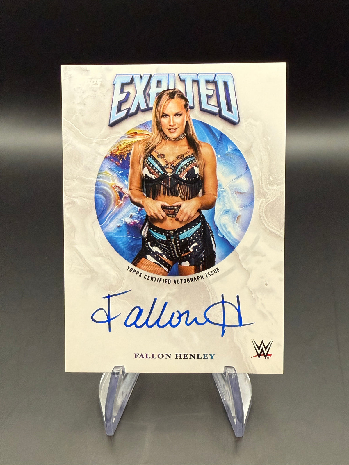 Fallon Henley 2025 WWE Topps Exalted Autograph