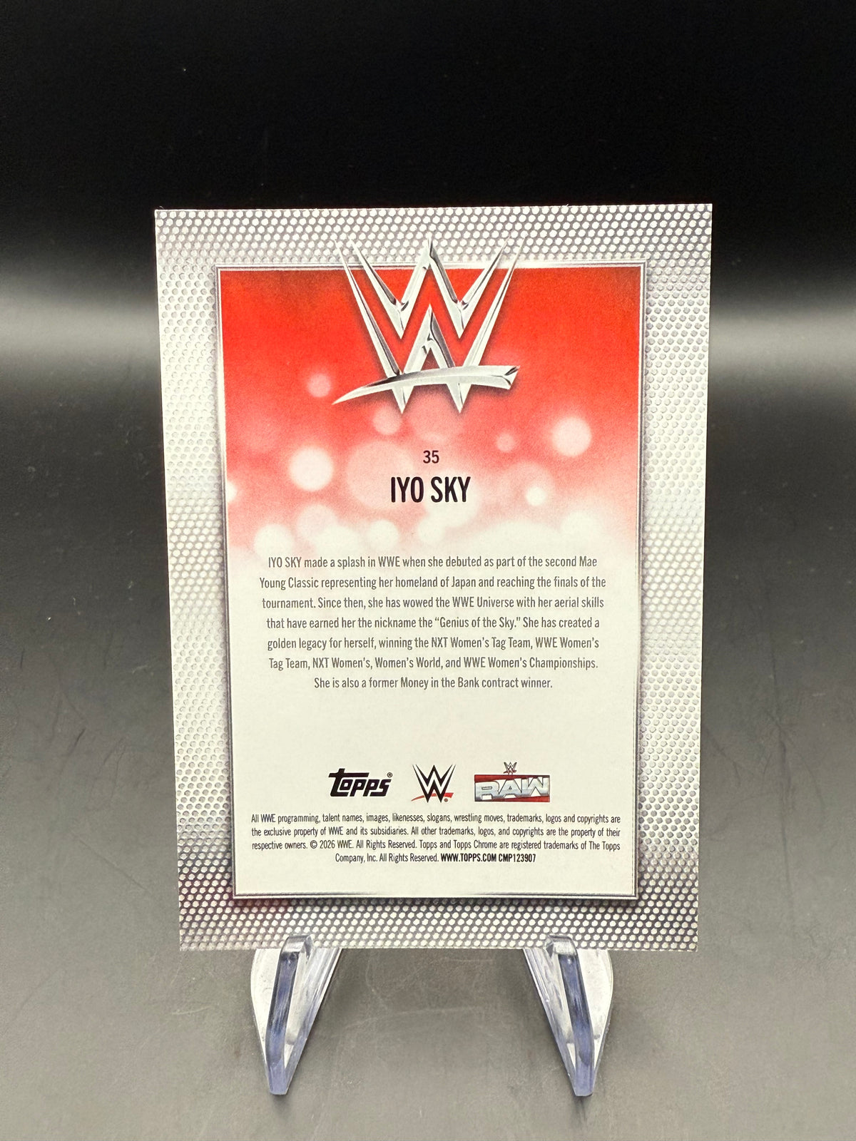 IYO SKY 2026 WWE Topps Chrome Gold Refractor /50