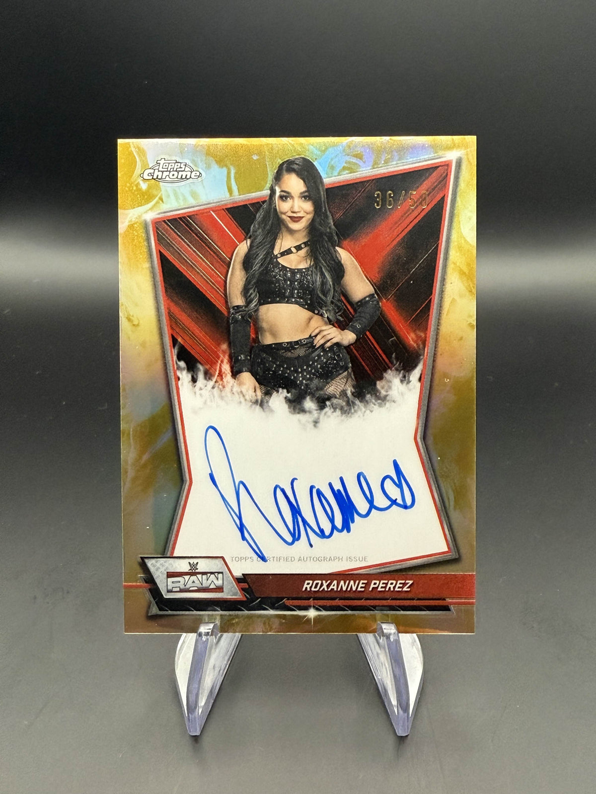 Roxanne Perez 2026 WWE Topps Chrome Gold Refractor Red Brand Autograph /50
