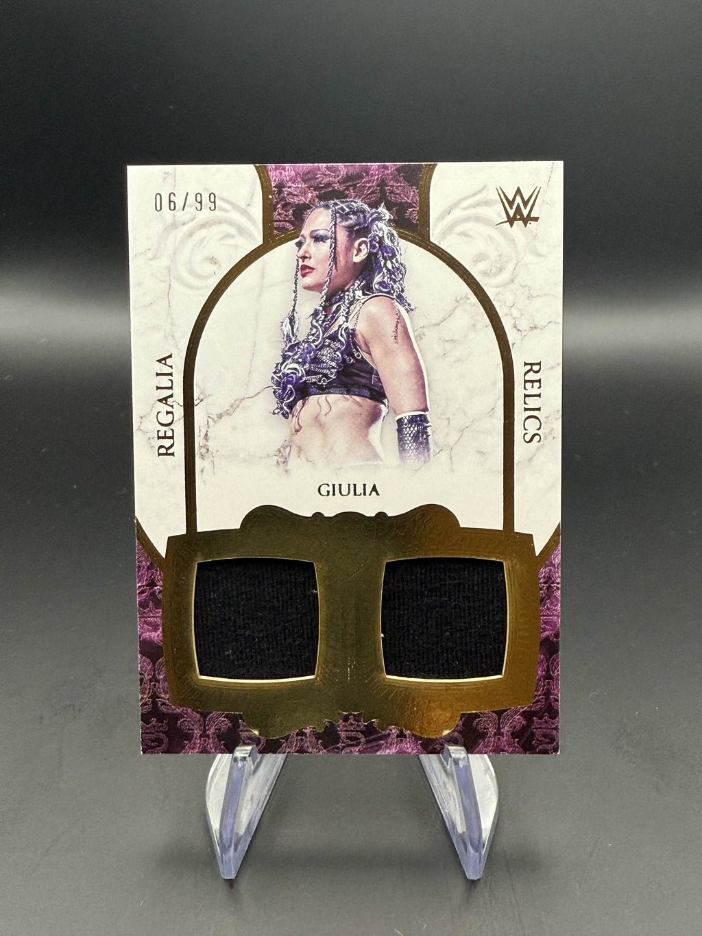 Giulia 2025 WWE Topps Royalty Regalia Relic /99