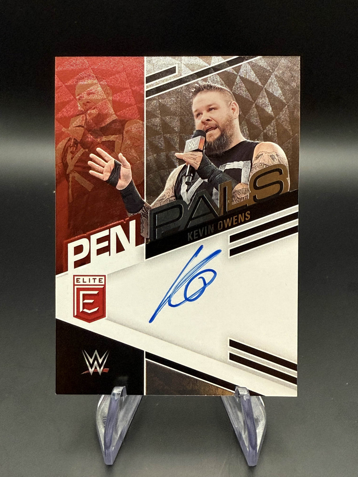 Kevin Owens 2023 WWE Panini Donruss Elite Pen Pals Autograph