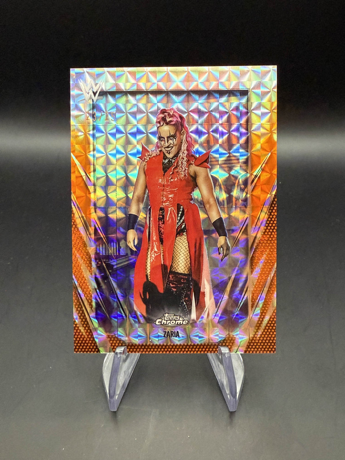 Zaria 2026 WWE Topps Chrome Orange Geometric Refractor /25